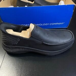 Skechers Men's Black Loafers